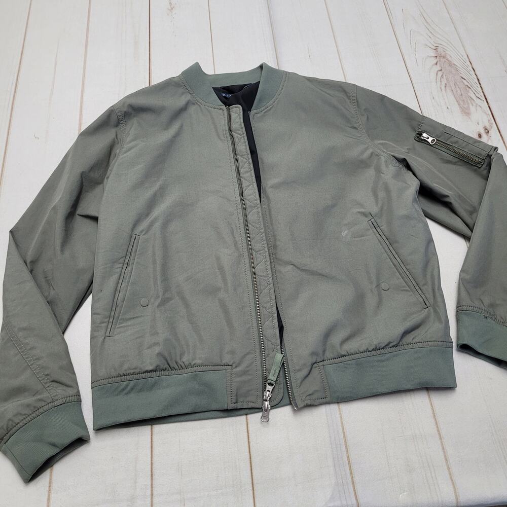 Everlane Uniform utility bomber jacket sage green